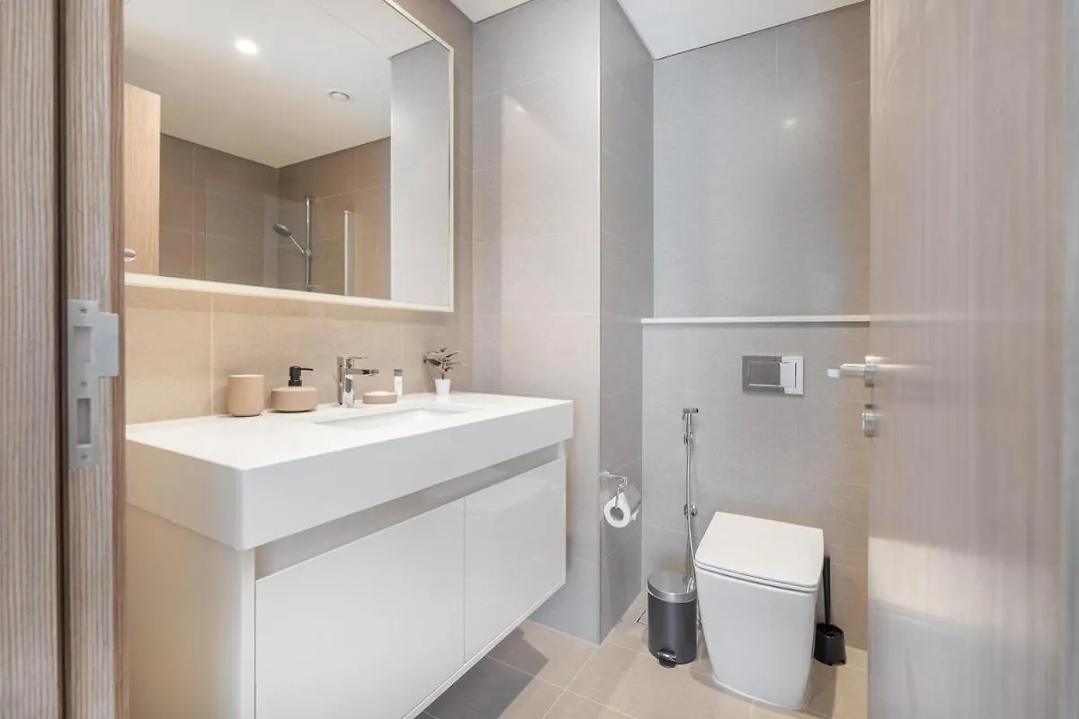 Posh 2-Bedroom Flat In The Heart Of Downtown, Dubai! United Arab Emirates