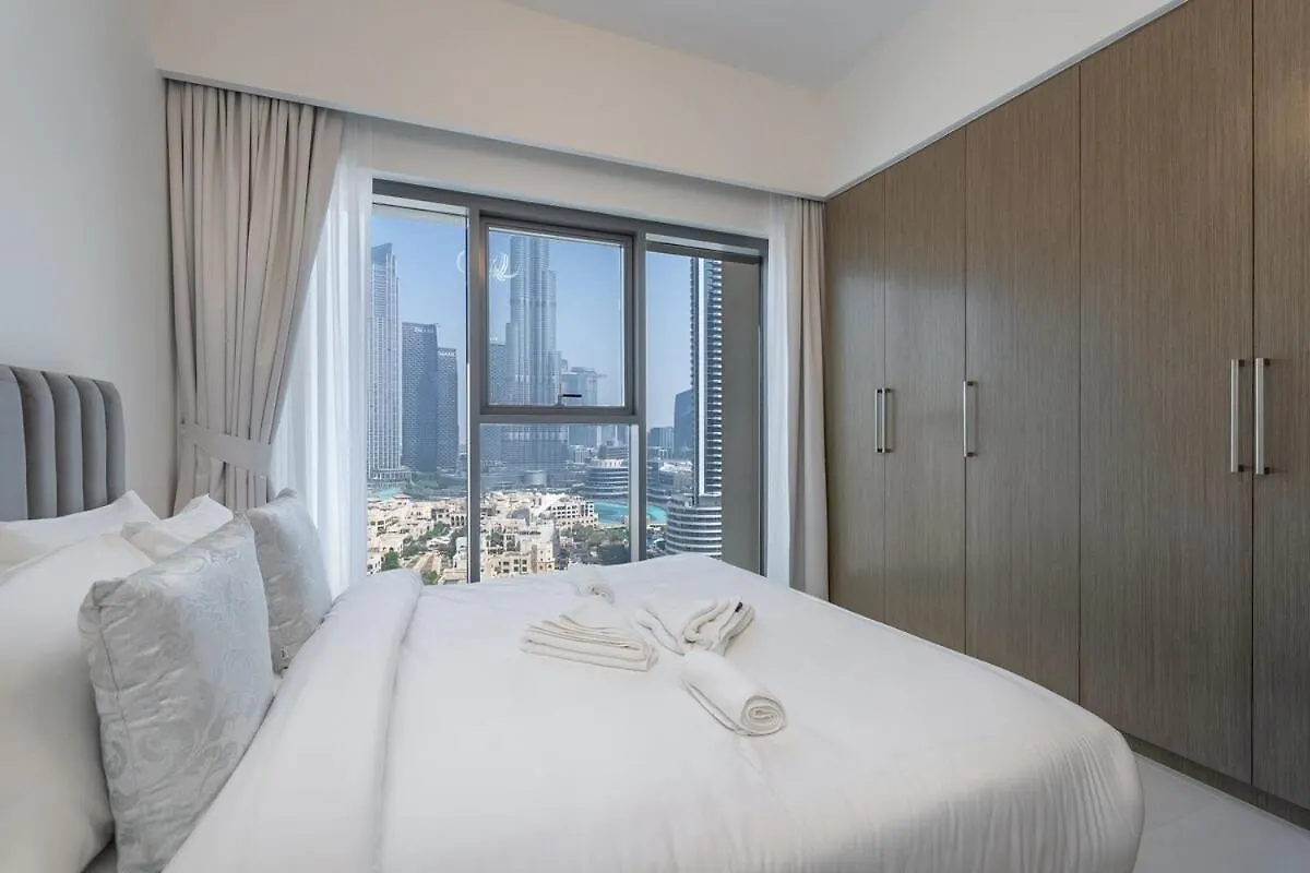 Posh 2-Bedroom Flat In The Heart Of Downtown, Dubai! 0*, Dubai